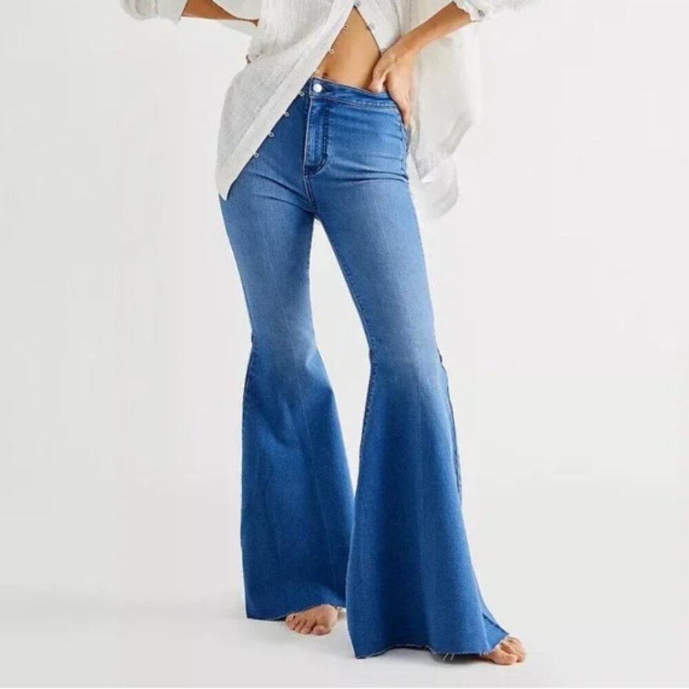 Free People | Float on Flares Women's Blue Flared Jeans size 26